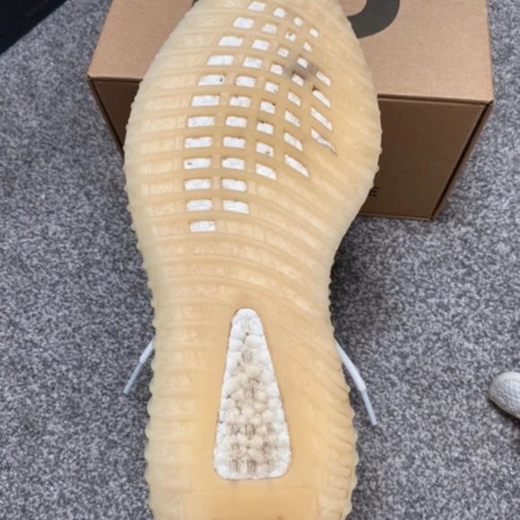 Yeezy triple white main image 6
